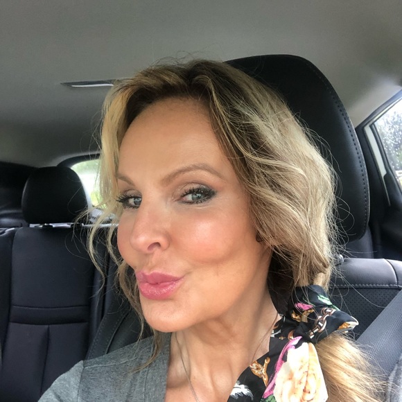 Meet your Posher, Michele - Picture 6 of 14